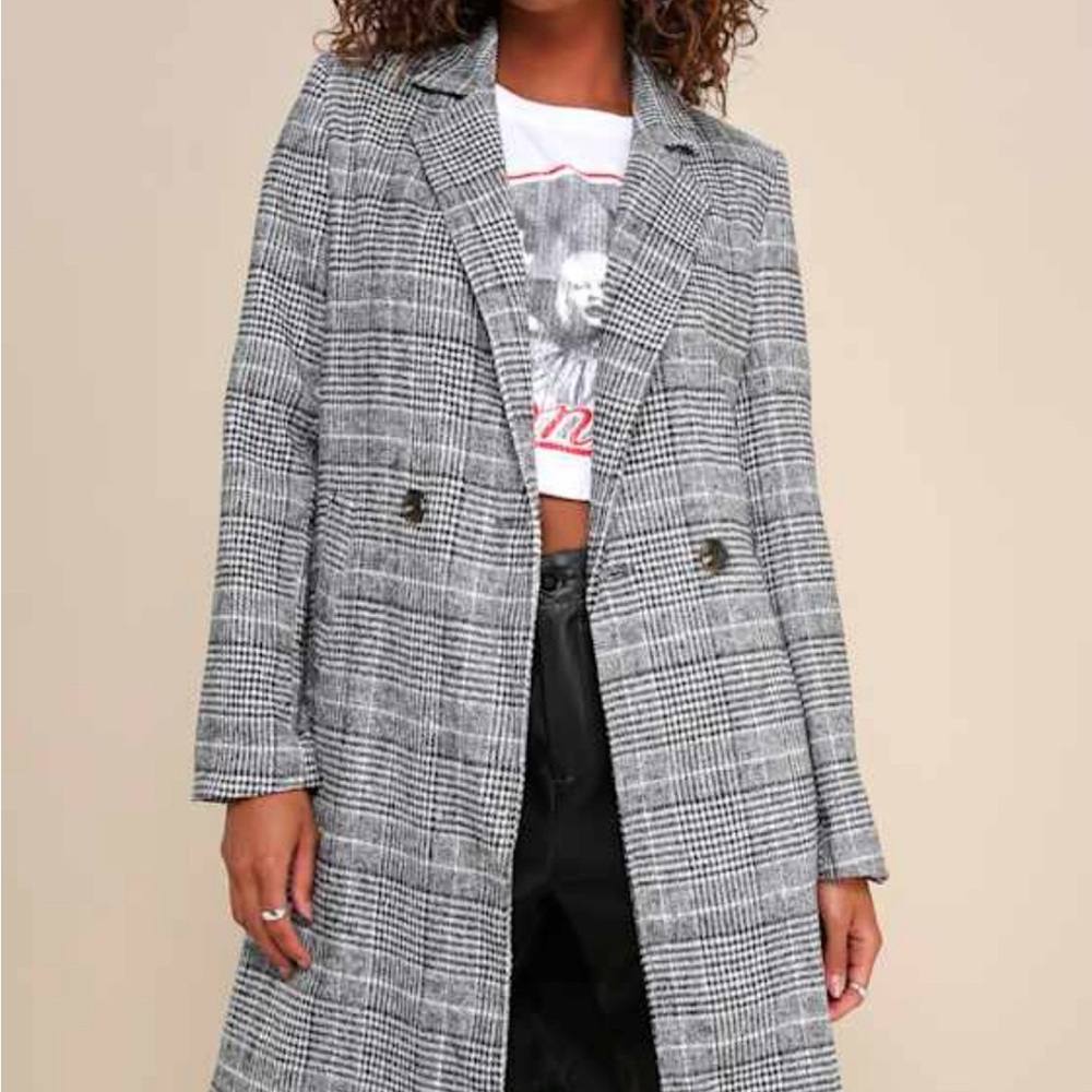 Lulu’s Chilly Out Black and White Glen Plaid Long Coat